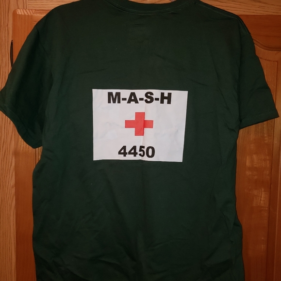 Hotlips I Defend MASH Medium T-shirt & Sma… - Picture 5 of 8